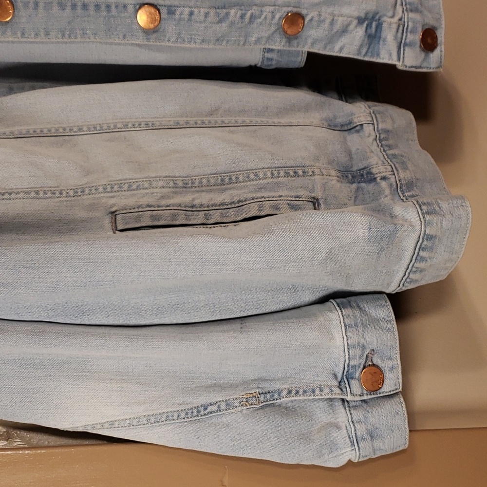 Jean Jacket - Picture 4 of 5